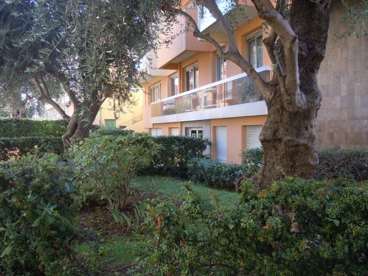 Residence Le Mediterranee Menton Exterior foto